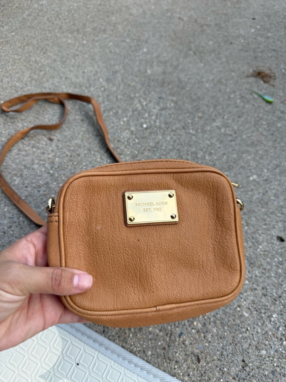 MICHAEL Michael Kors Caramel Brown Leather Wristlet with Gold Hardware